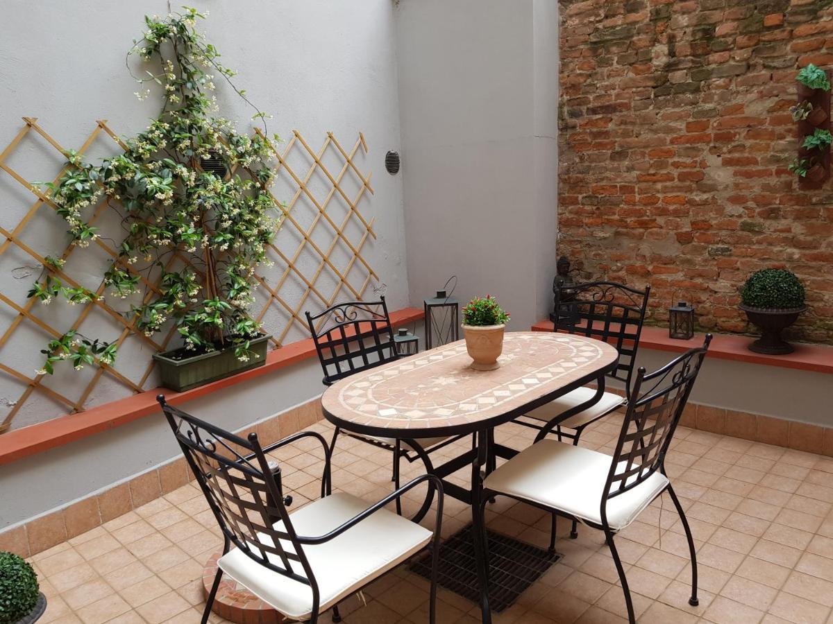 Ferienwohnung Nell'Antico Ghetto Ebraico Ferrara Exterior foto