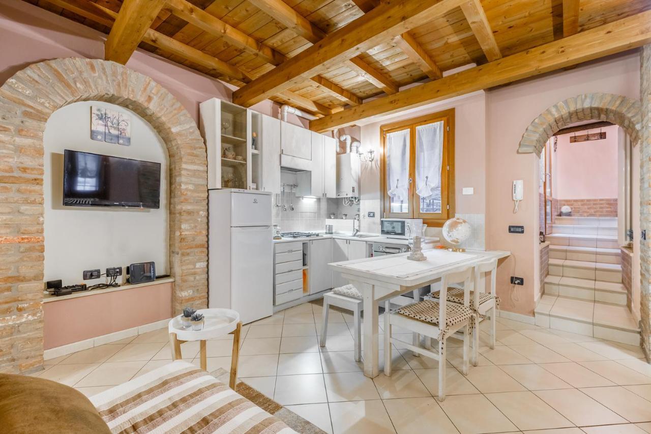Ferienwohnung Nell'Antico Ghetto Ebraico Ferrara Exterior foto