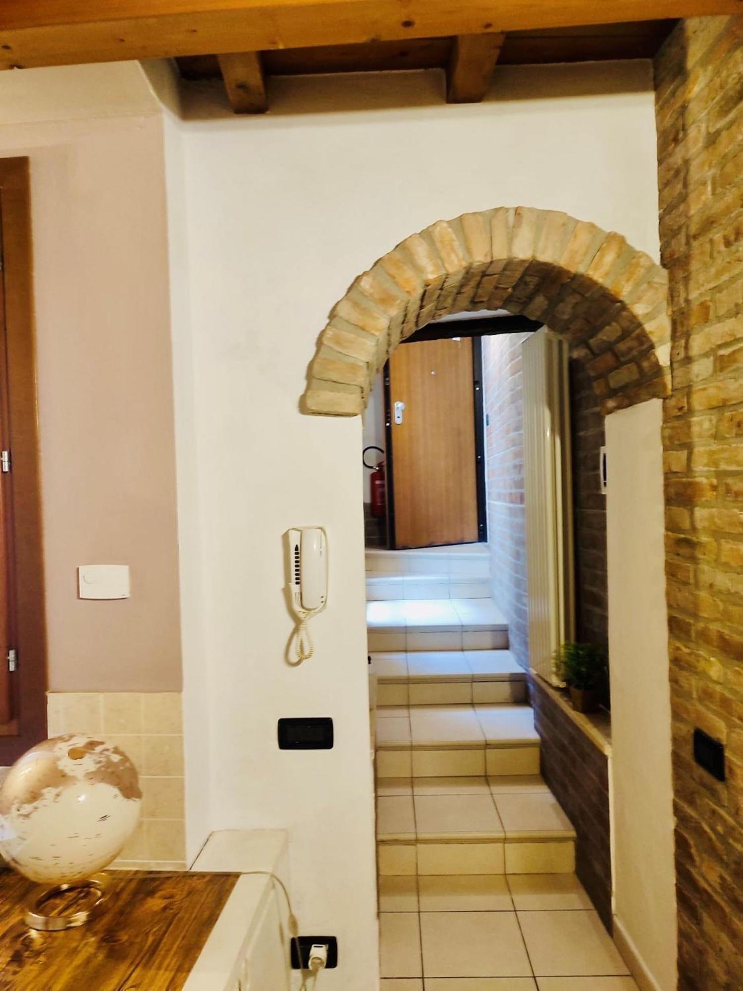 Ferienwohnung Nell'Antico Ghetto Ebraico Ferrara Exterior foto