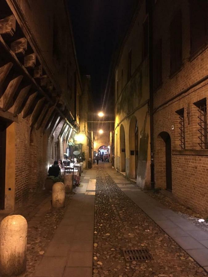 Ferienwohnung Nell'Antico Ghetto Ebraico Ferrara Exterior foto
