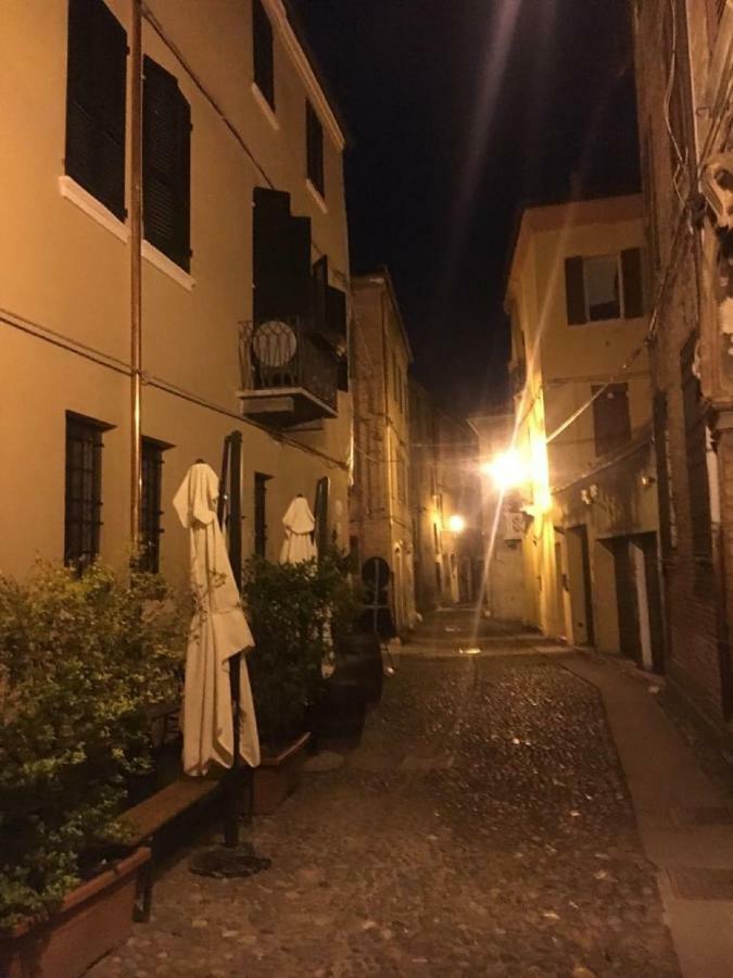 Ferienwohnung Nell'Antico Ghetto Ebraico Ferrara Exterior foto