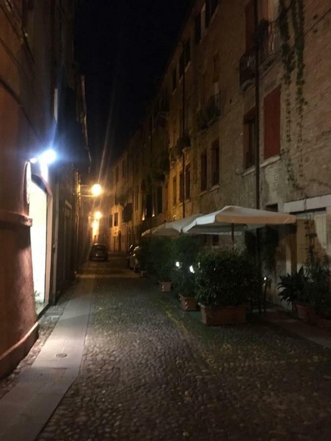 Ferienwohnung Nell'Antico Ghetto Ebraico Ferrara Exterior foto